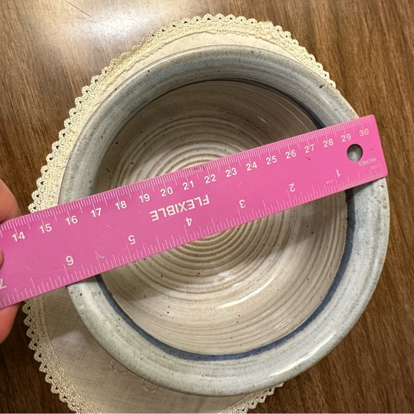 Blue Brushed Wheel Thrown Half Cylinder Round Bowl Crock Signed Studio Pottery - Picture 4 of 8